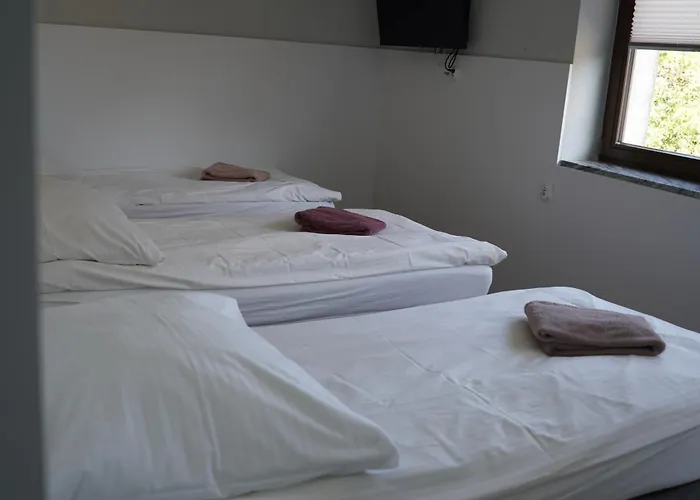 Bon Ton 民宿 什切青